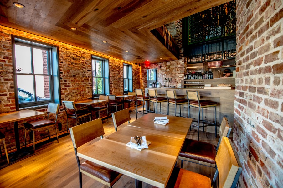 ENO Gives Something Flavorful To 'Wine' About; New Wine Bar